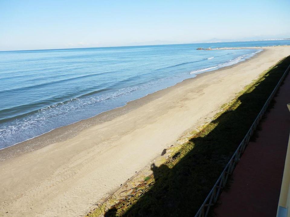 באקולי Pia Beach House מראה חיצוני תמונה